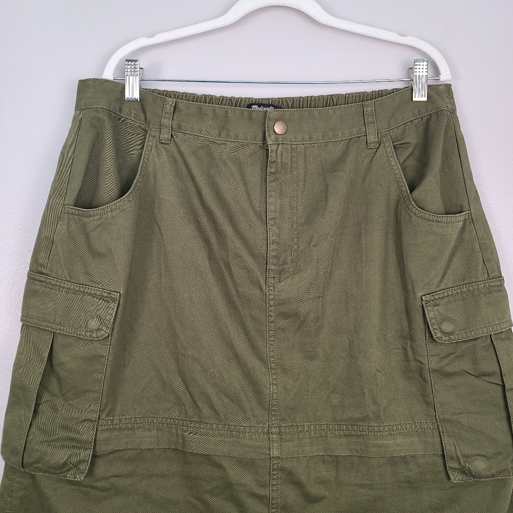 Madewell Cotton Cargo Convertible Midi Skirt in (Re)generative Chino In Loden XL - Picture 10 of 12